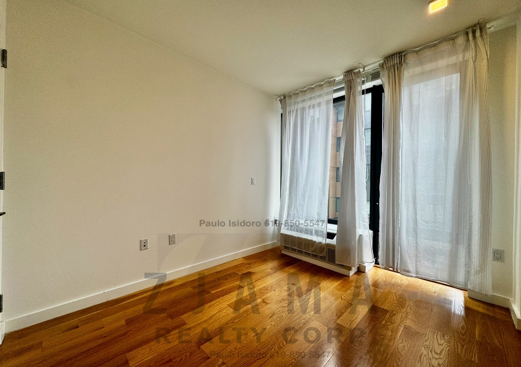 East 19th Street x Tennis Ct  - Photo 9