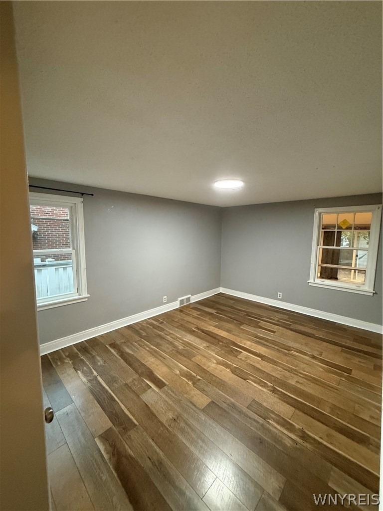 106 E Morris Ave - Photo 5