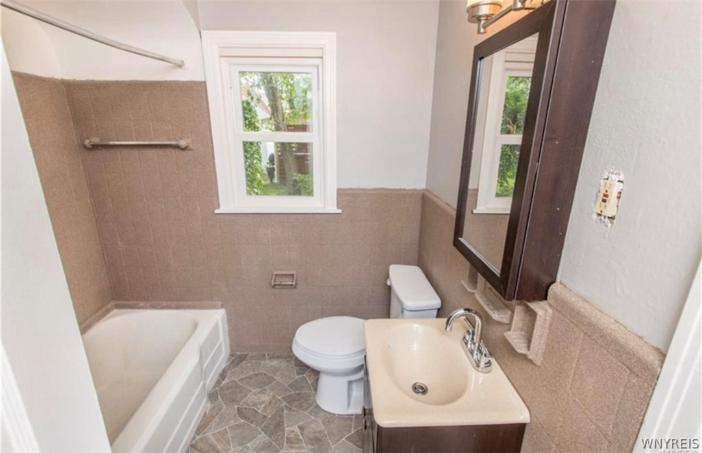 106 E Morris Ave - Photo 10