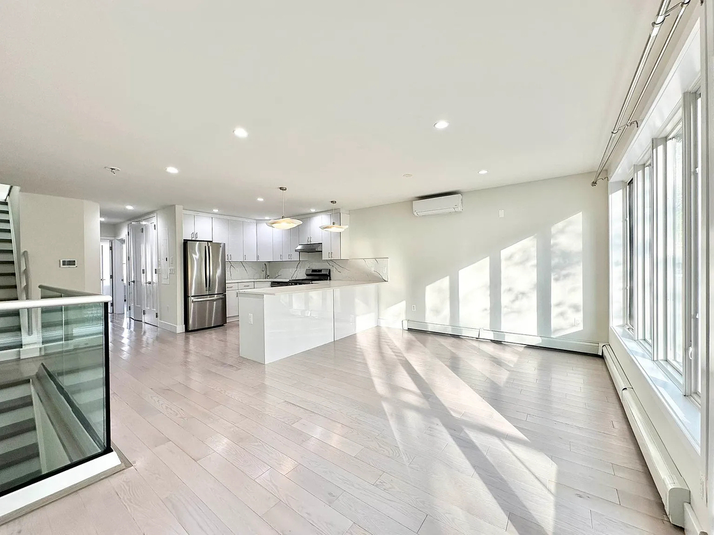 19-25 22nd Road - Photo 1