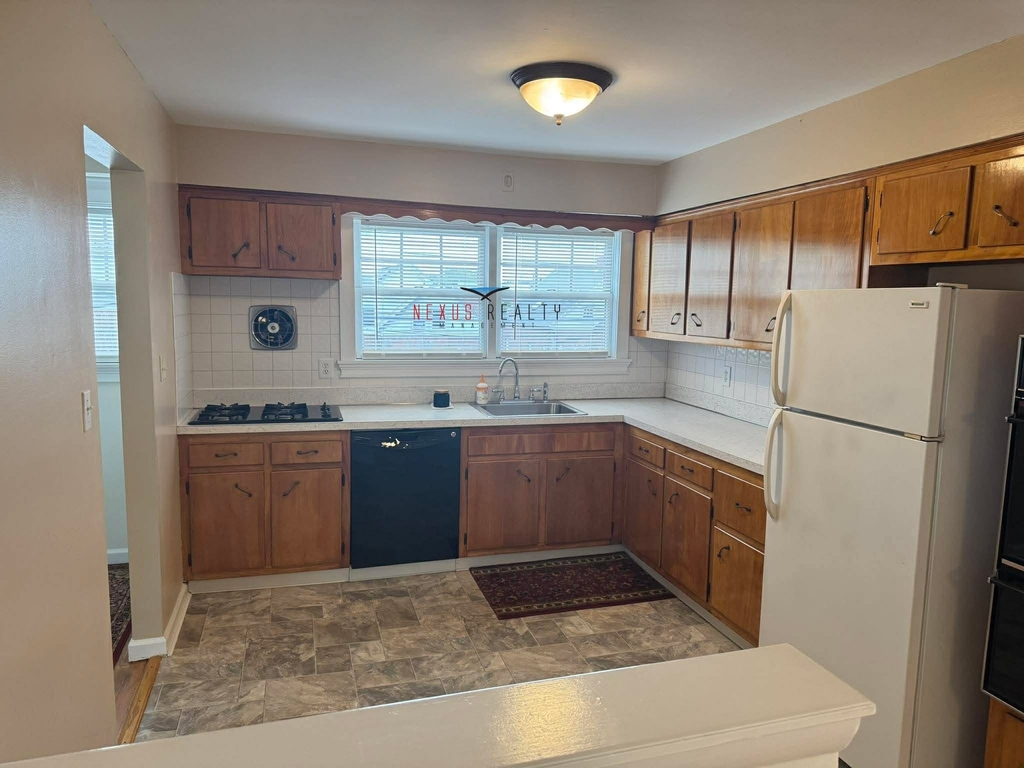 22-30 149th Street - Photo 9