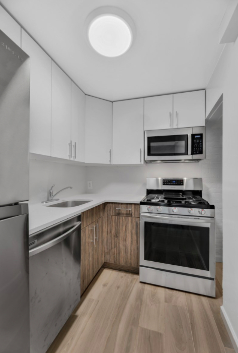 East 95th Street - Photo 0