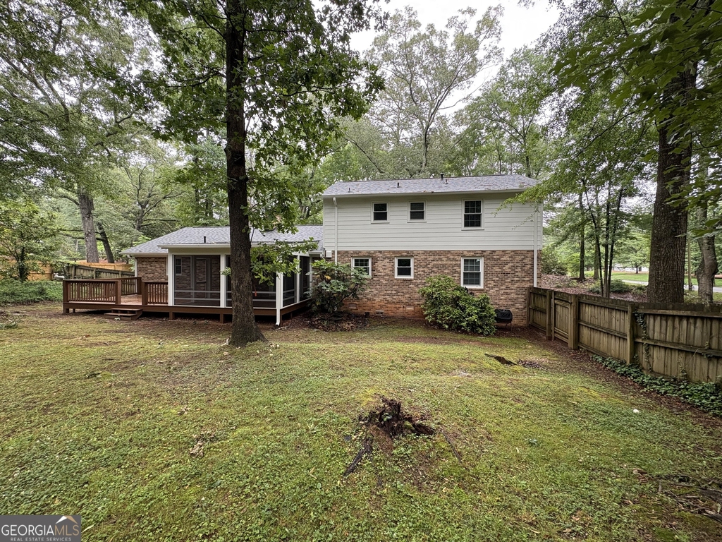 196 Avalon Drive - Photo 8
