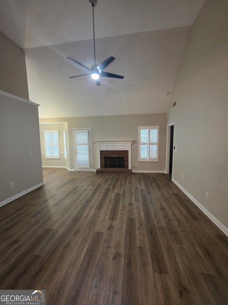 120 Cloverwood Drive - Photo 2