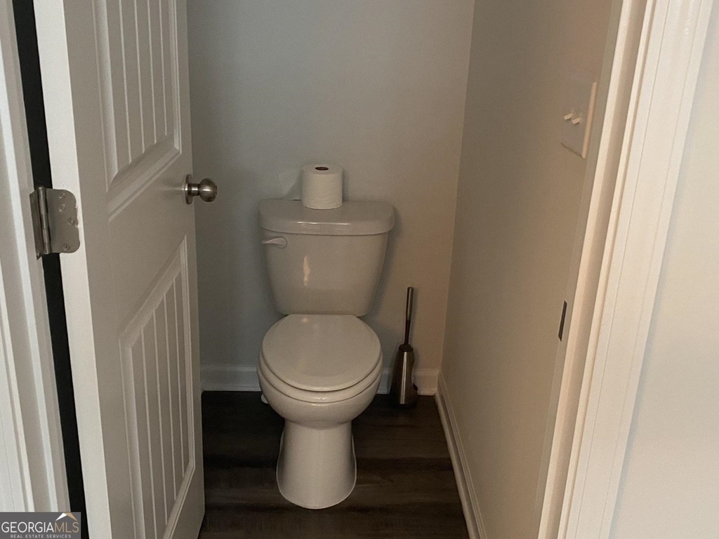 5650 Mirror Lake Drive - Photo 26