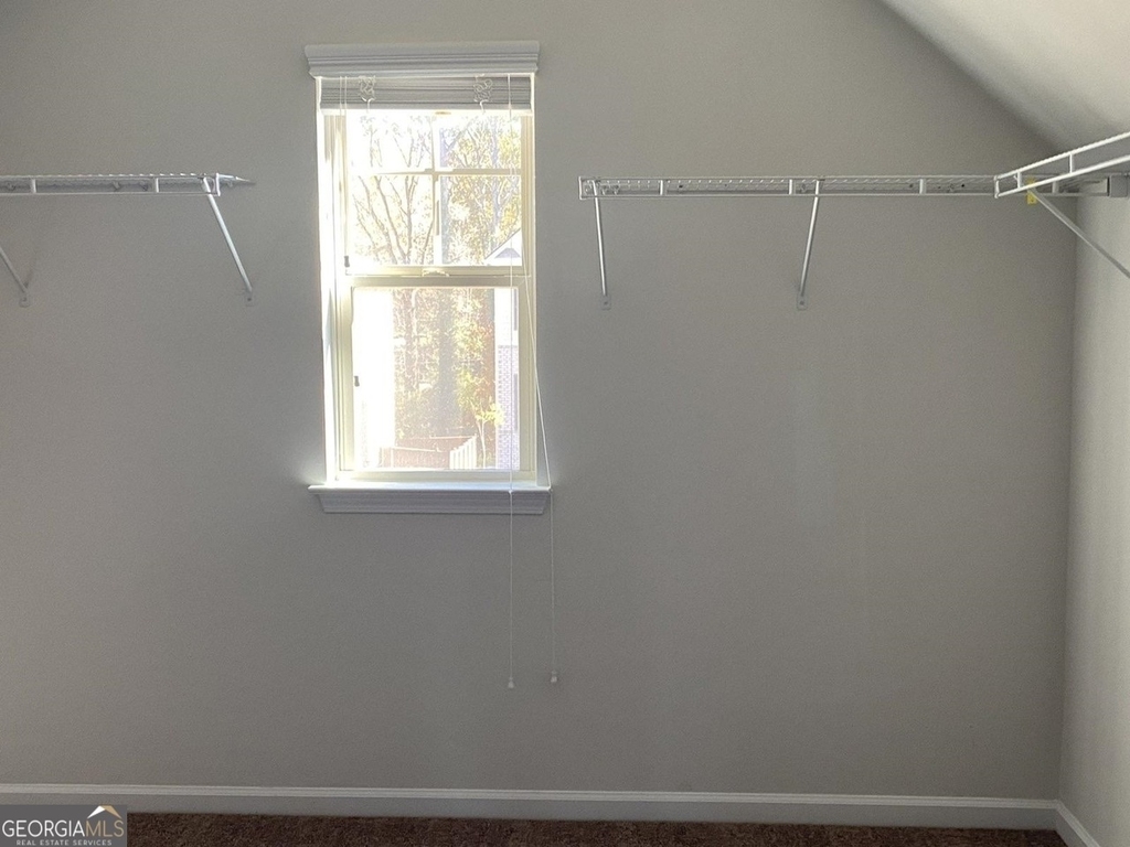 5650 Mirror Lake Drive - Photo 29