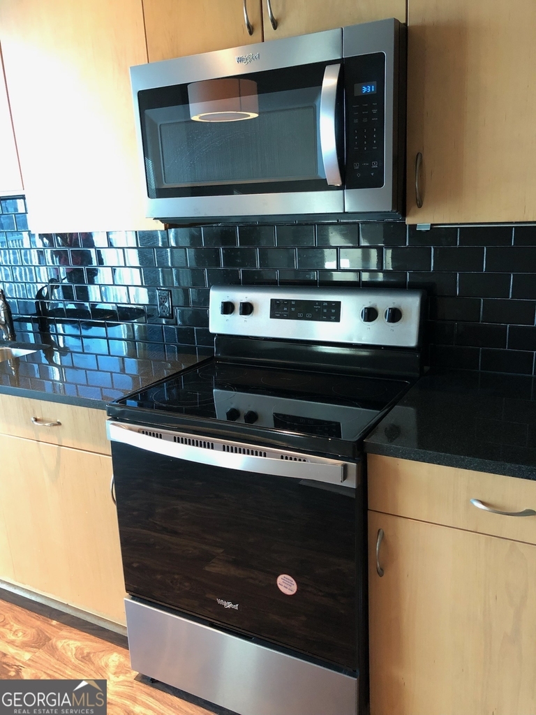 400 W Peachtree Street Nw - Photo 8