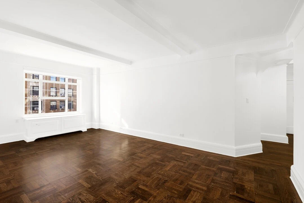 west 86th street and columbus avenue - Photo 3