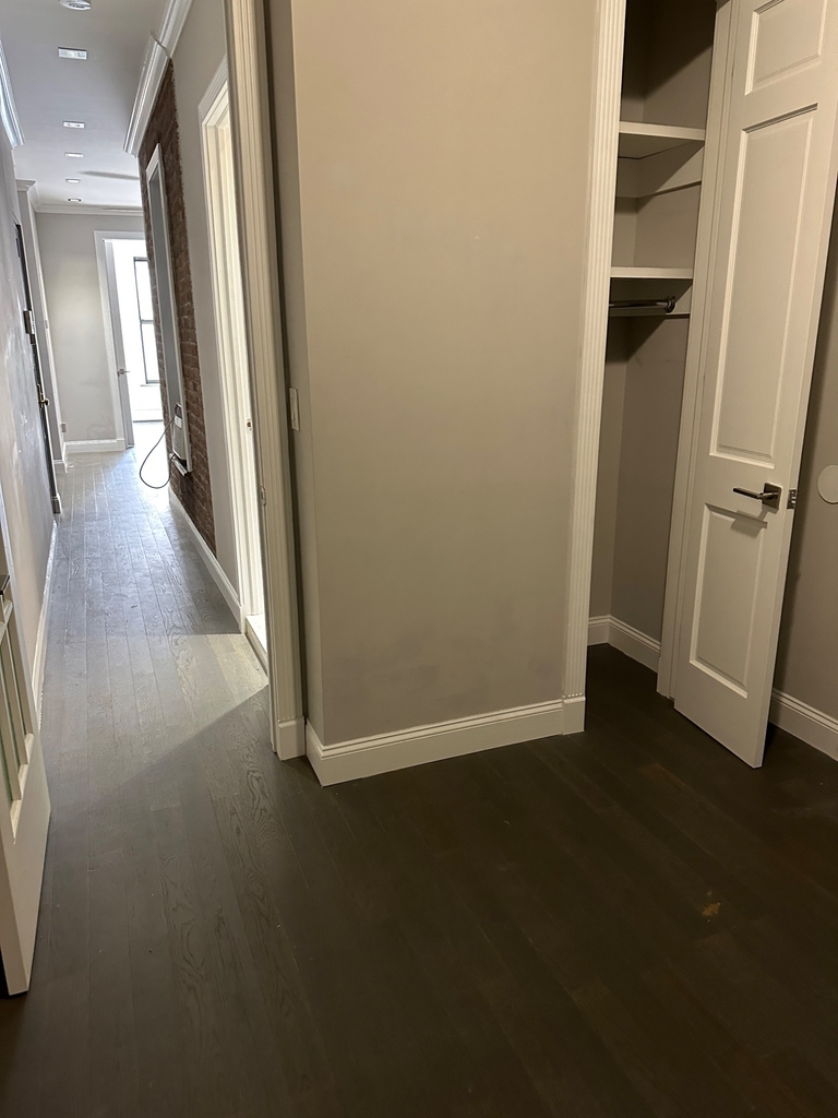 West 103rd Street - Photo 14