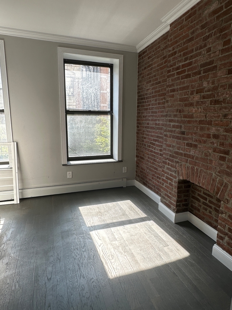 West 103rd Street - Photo 8
