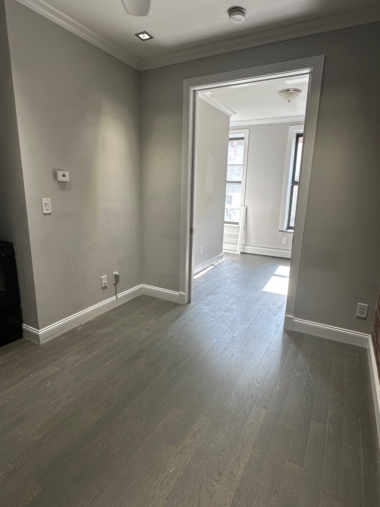 West 103rd Street - Photo 7
