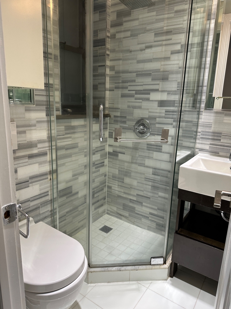 West 103rd Street - Photo 12