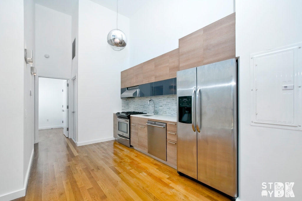Greene Ave & Classon Ave - Photo 2