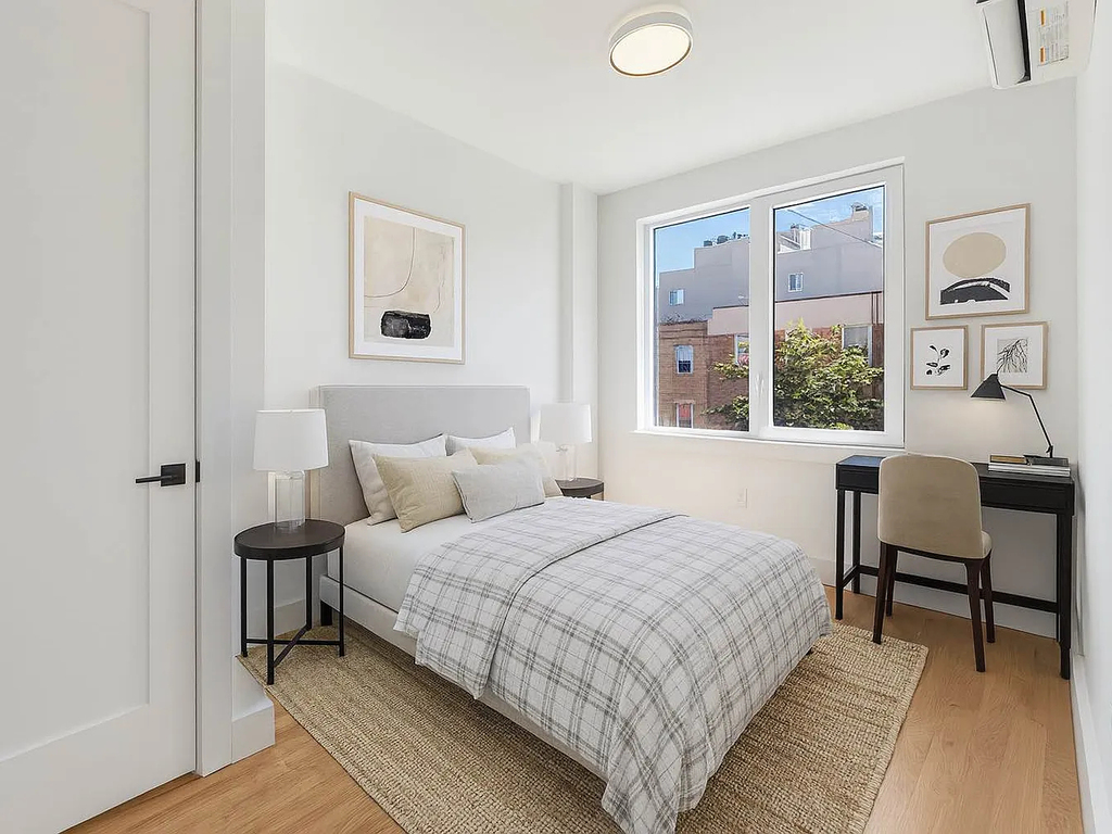 489 Grand Street - Photo 4
