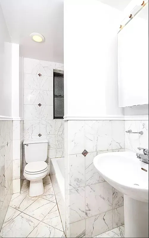 231 Lexington Avenue - Photo 5