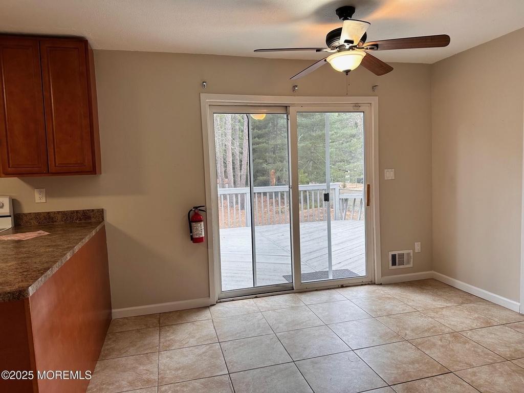 702 Cassville Road - Photo 15