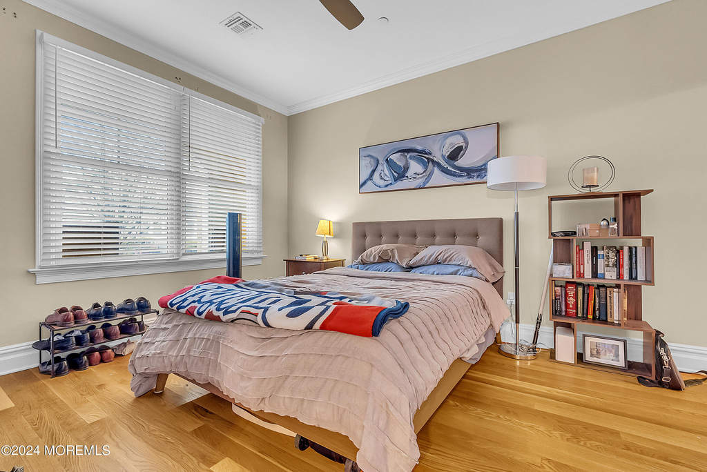 564 Sairs Avenue - Photo 10
