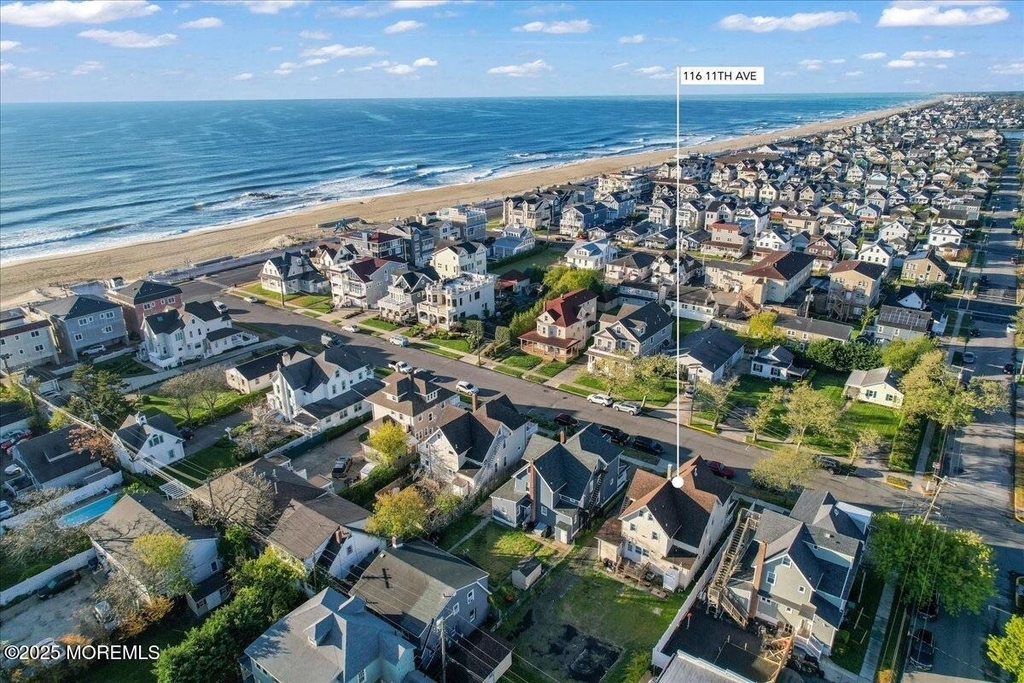 116 11th Avenue - Photo 1