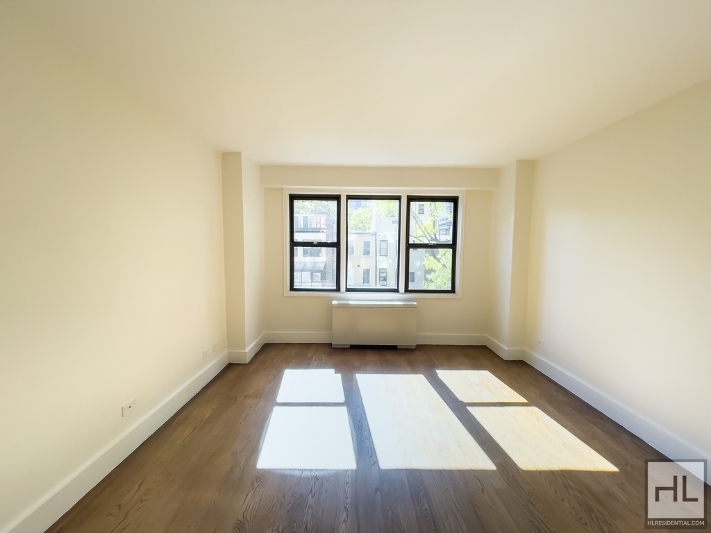 East 63 Street - Photo 1