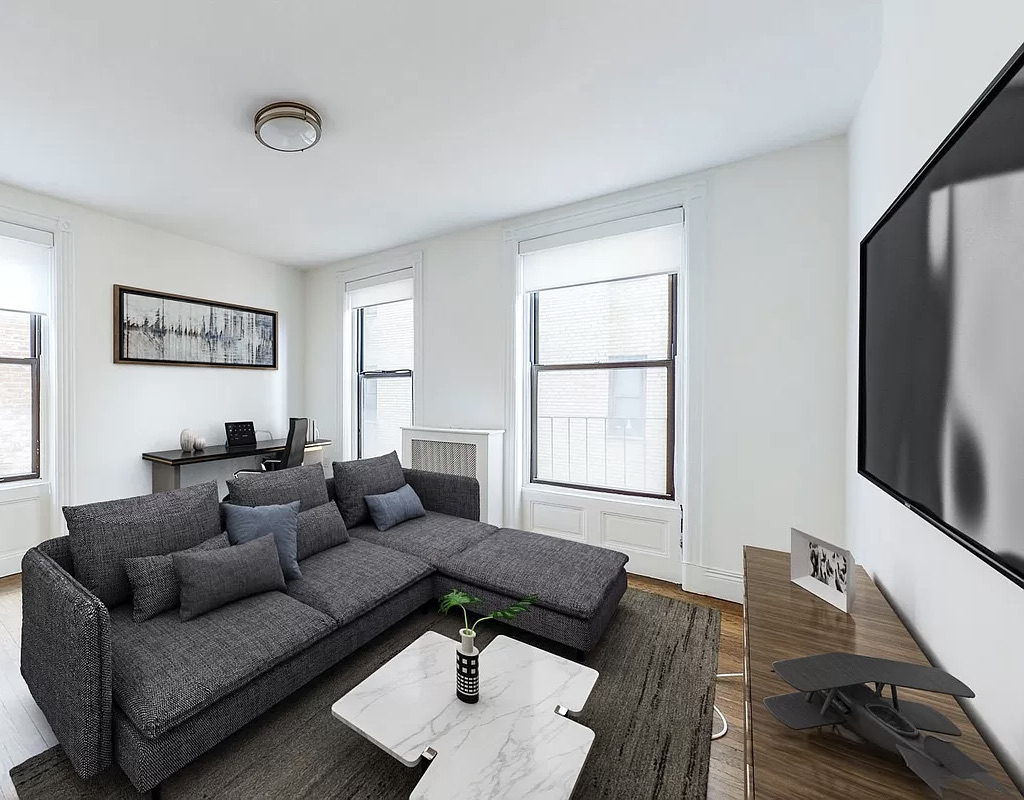 East 91 Street - Photo 0