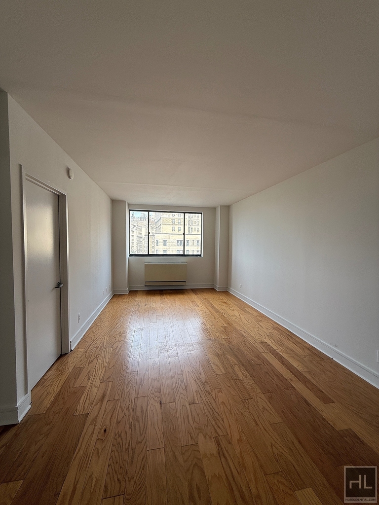 West 96th Street - Photo 2