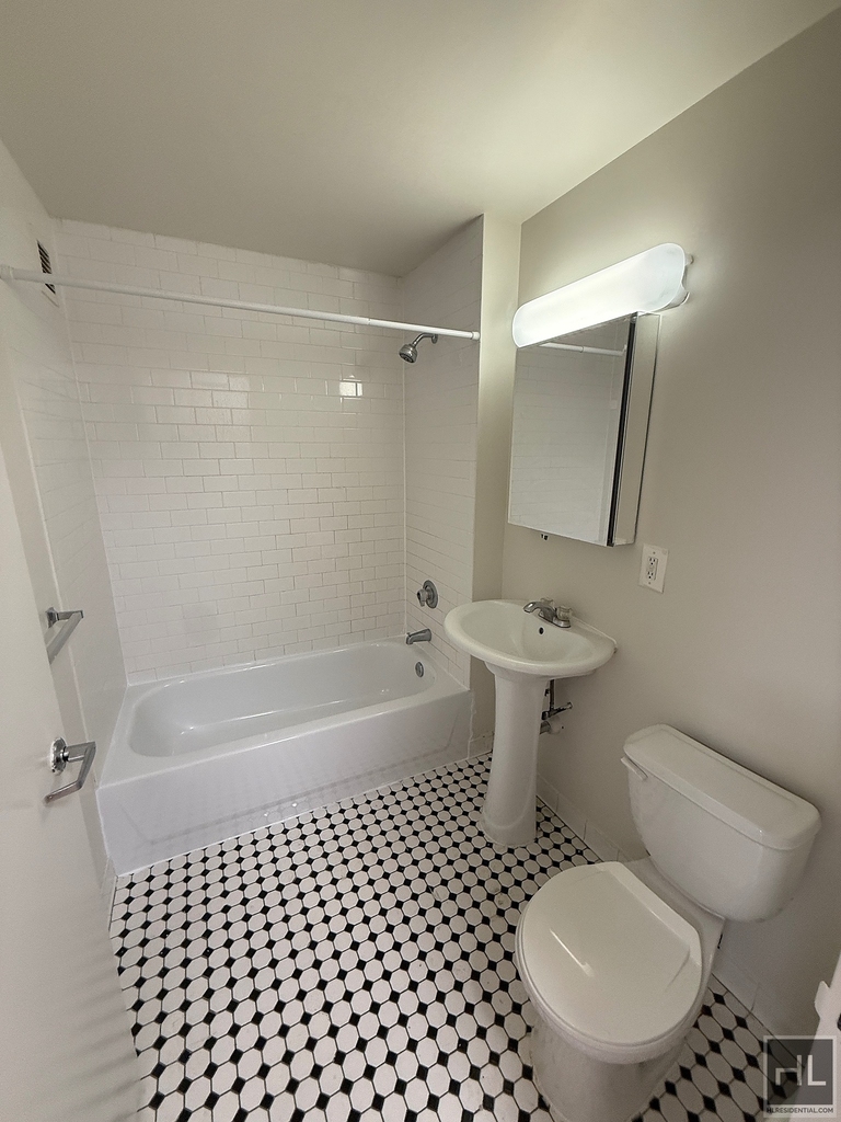 West 96th Street - Photo 4