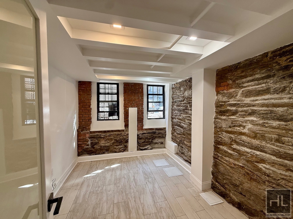 West 53 Street - Photo 3