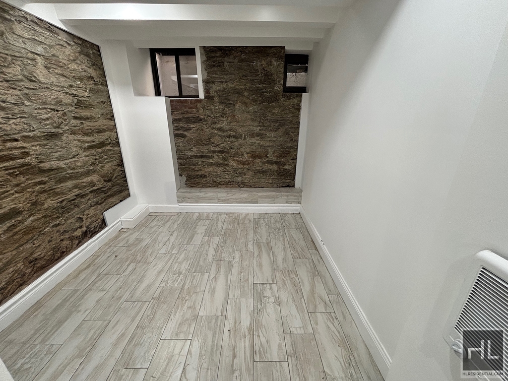 West 53 Street - Photo 5
