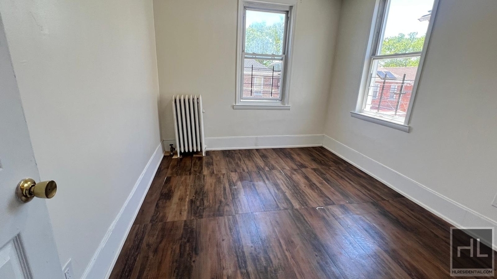 1409 East 48 Street - Photo 9