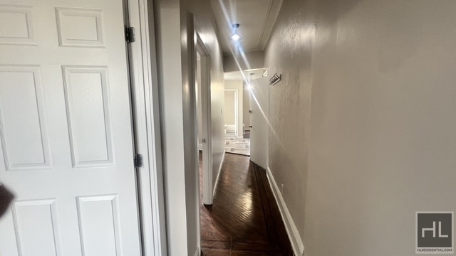 1129 Rogers Avenue - Photo 10