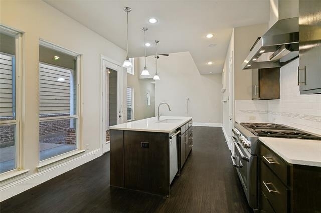 766 E Main Street - Photo 4