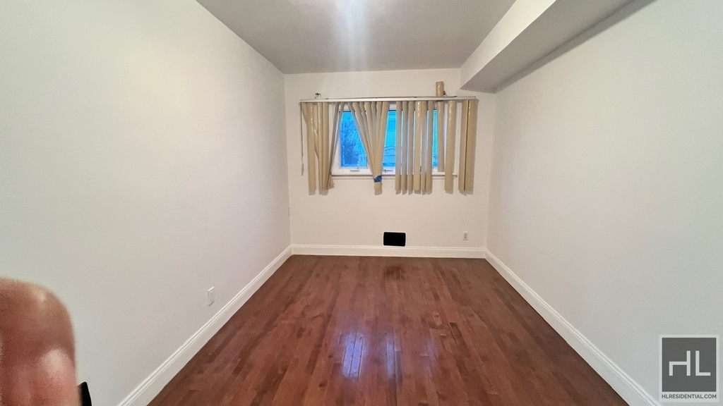 149-63 256 Street - Photo 4