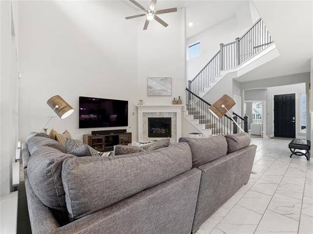 1921 Ordonez Drive - Photo 9