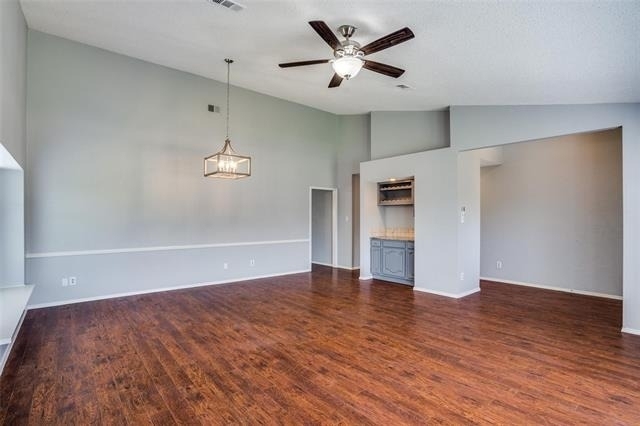 6801 Vero Drive - Photo 2