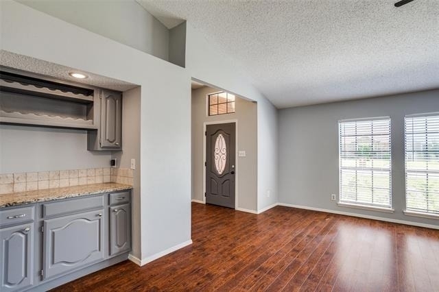 6801 Vero Drive - Photo 1