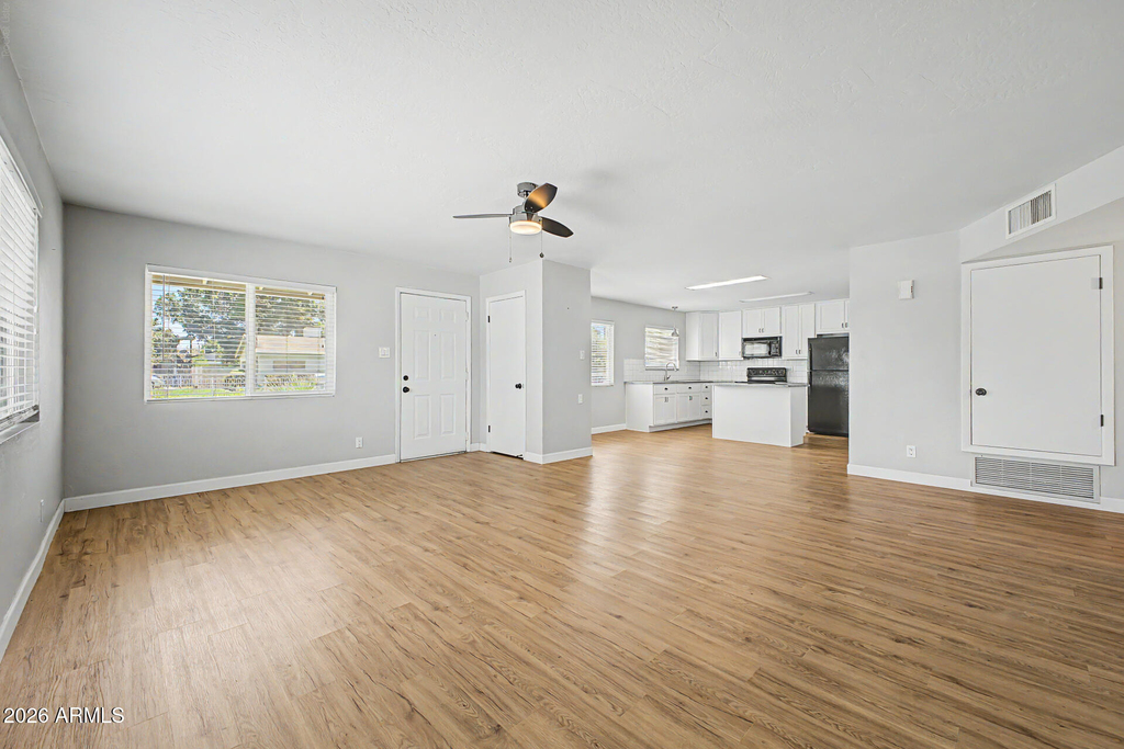 5938 W Ocotillo Road - Photo 5