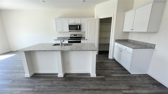10320 Holycross Lane - Photo 3