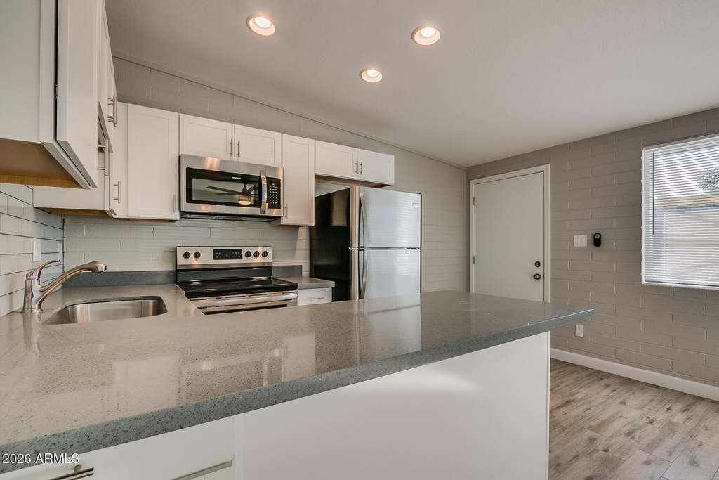 1008 S Mariana Street - Photo 6