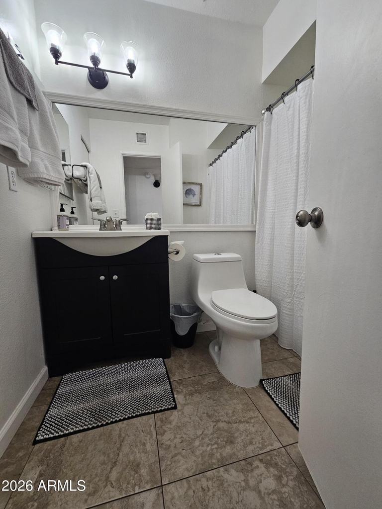 712 N Santa Barbara Street - Photo 14