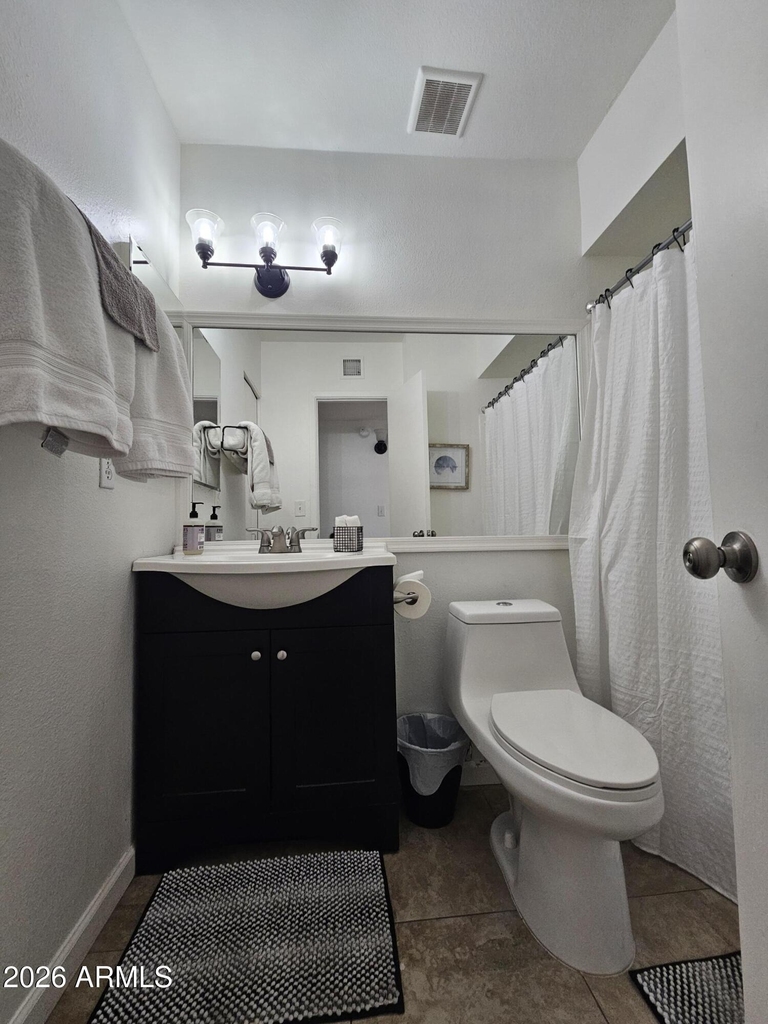 712 N Santa Barbara Street - Photo 15