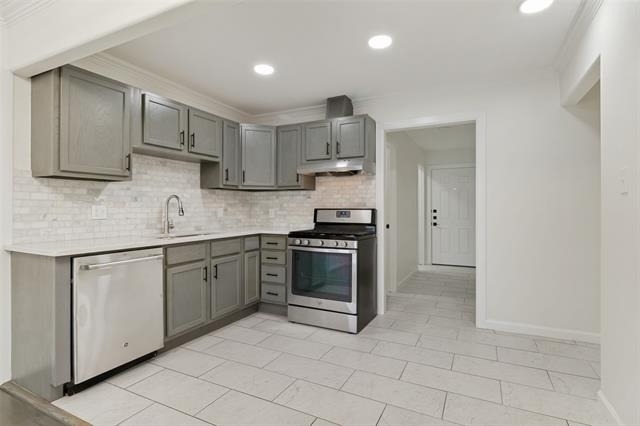 6502 Howard Avenue - Photo 4