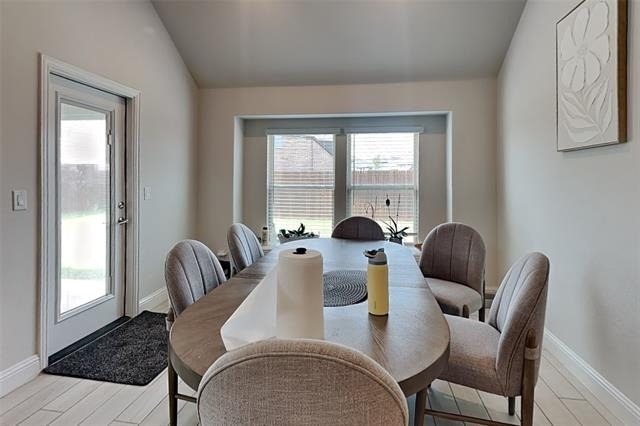 335 Chapel Hill Drive - Photo 4