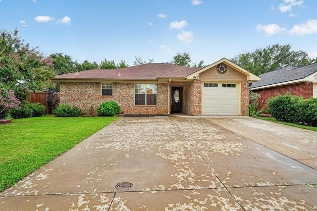 1412 Paco Trail - Photo 0
