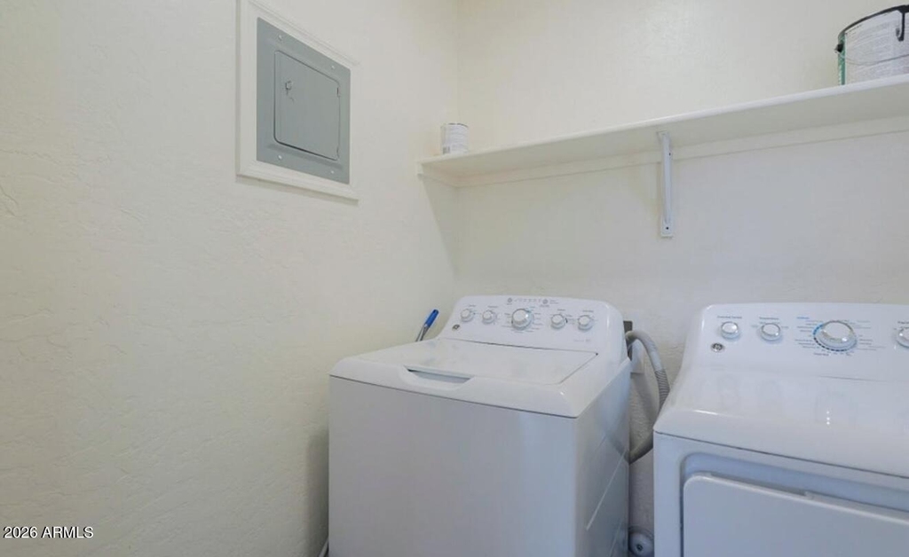 370 W Pima Avenue - Photo 9