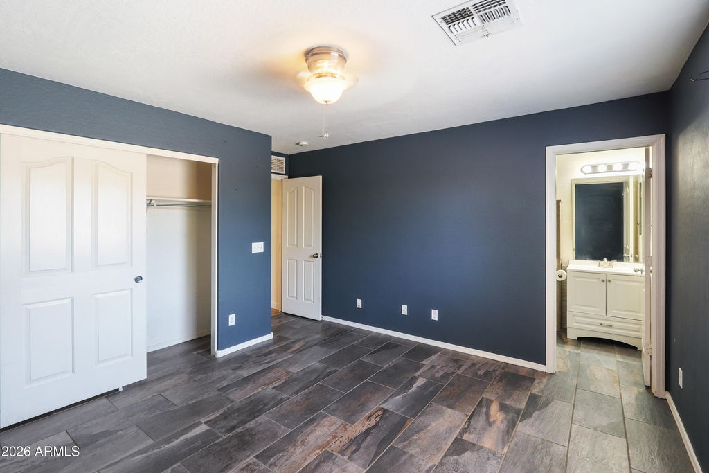 44924 W Balboa Drive - Photo 13