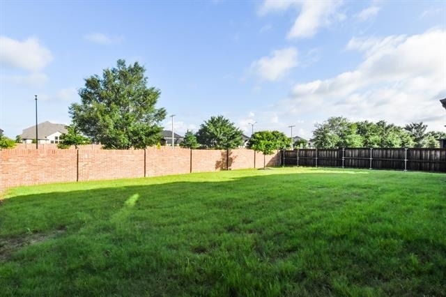 2516 Maidenhair Road - Photo 29