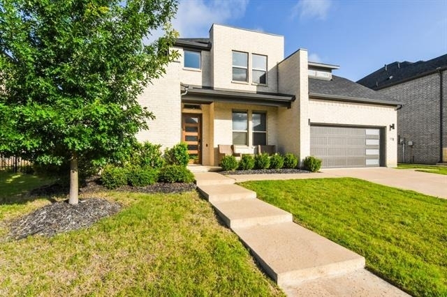 2516 Maidenhair Road - Photo 0