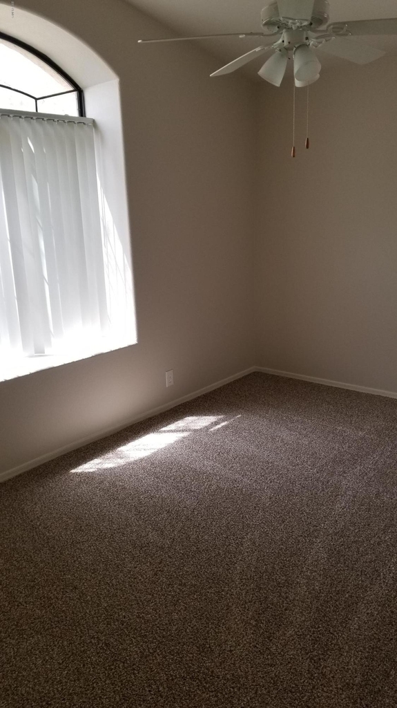 13834 N Cambria Drive - Photo 3