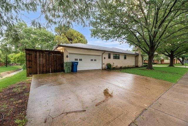1817 Bardfield Avenue - Photo 23