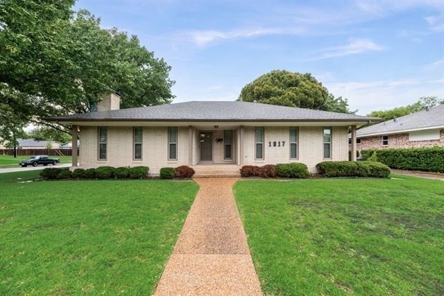 1817 Bardfield Avenue - Photo 4